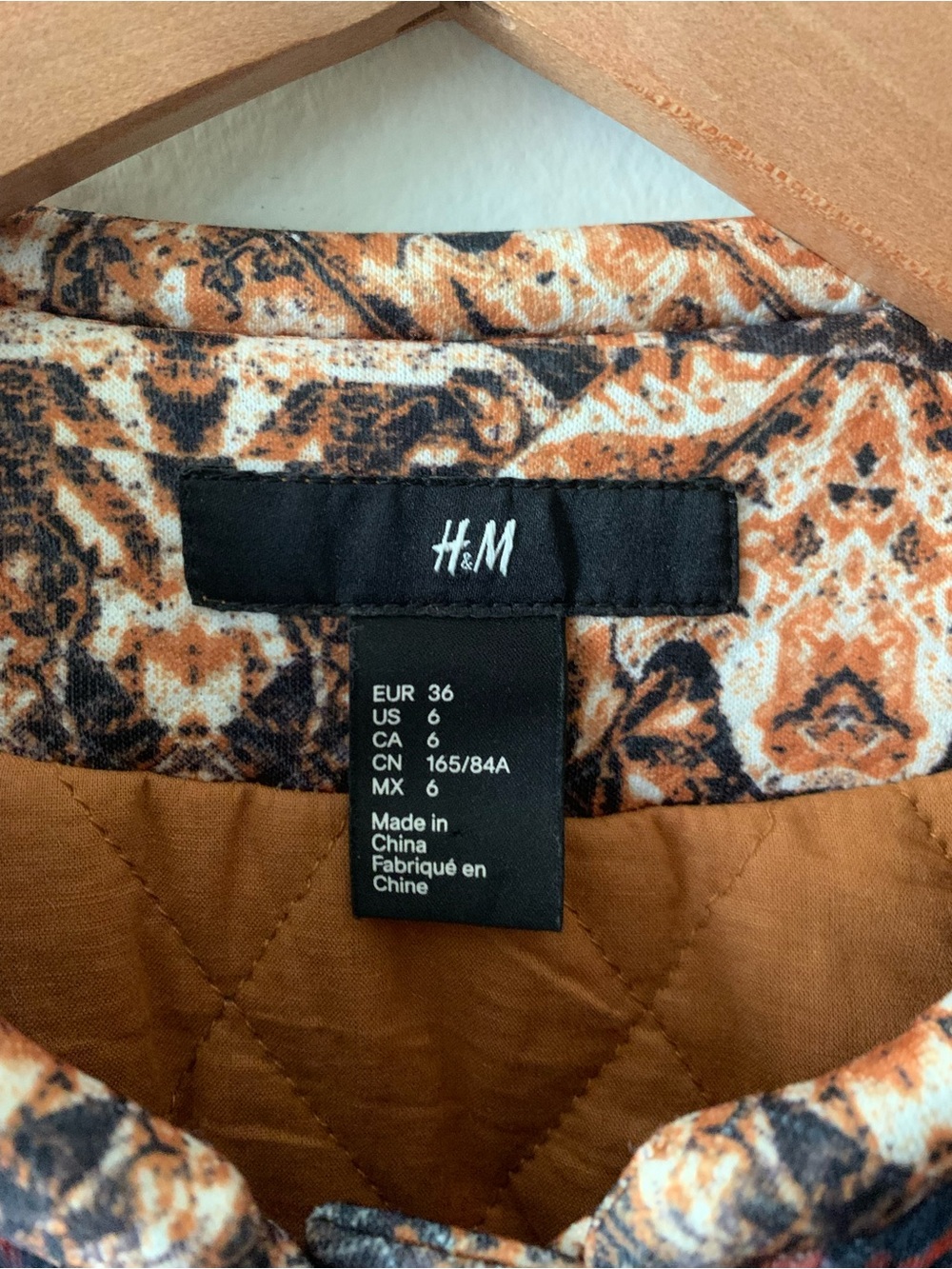 NEW H&M Quilted Print Bomber Jacket - Picture 4 of 5